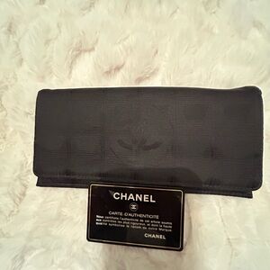 CHANEL Elegant Black canvas long wallet with COA